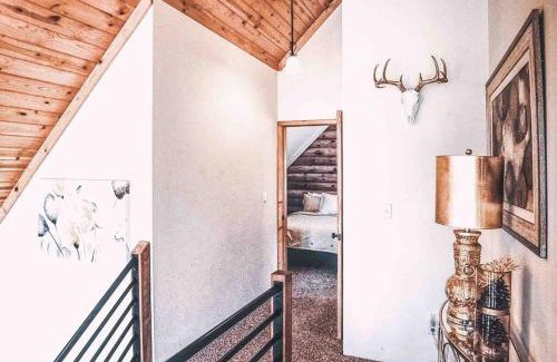 Pine Mountain Club Villa | Cozy Cabin Rental in Pine Mountain Club California