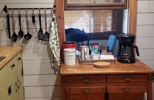Brookport Cabina | Cozy Cabin