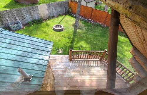 Lakeside Cabina | Cozy Cabin w/firepit, 5 min walk to beach. (pet friendly!)