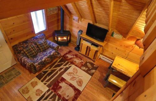 Helen Casa | Cozy cabin w/fireplace 3 minutes to Helen! #2.