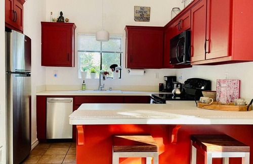 Dripping Springs Apartamento | Cozy Cabin w Pvt Heated Pool Under Epic TX Stars