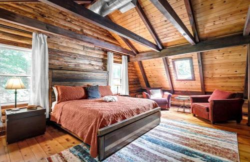 Macon Casa | Cozy Cabin Where Comfort Meets Fun!