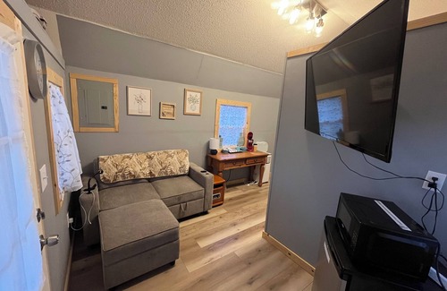 Alexander County Cabina | Cozy cabin with 1 bed, Heat/AC in charming Granite Falls