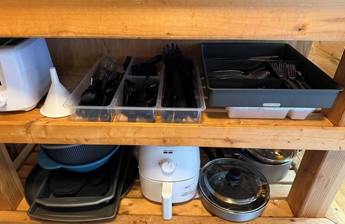 Bartlett Cabina | Cozy Cabin with AC, WiFi, Fireplace, Hot Tub