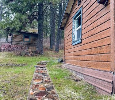 Coeur d'Alene Casa | Cozy Cabin with Coeur d'Alene Lake views