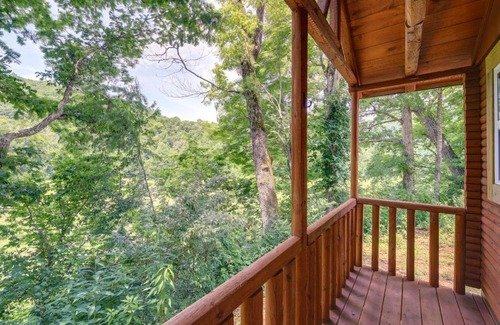 Huntsville Apartamento | Cozy Cabin with Direct ATV Trail Riding and Mtn Views!