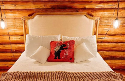 Lyndon Center Cabina | Cozy Cabin with a Stream