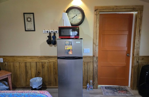 Watkins Glen Cabina | Cozy cabin with WiFi and AC in charming Watkins Glen
