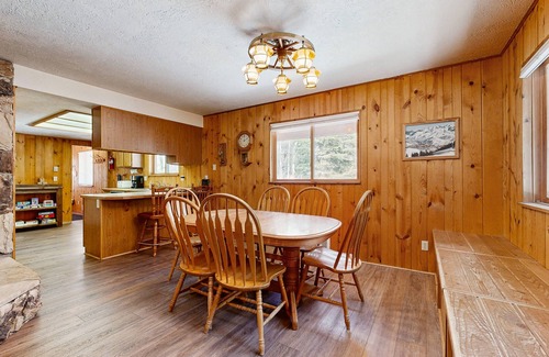 McCall Casa | Cozy cabin with wood stove, scenic balcony & washer/dryer - near Lake Payette
