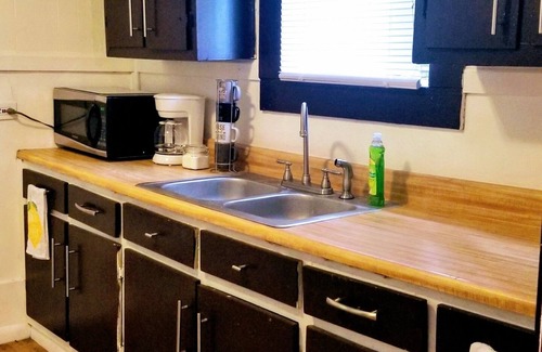 Lake Charles Casa | Cozy Cajun Creole Cottage 2 great for Workers close to Casinos