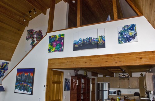 Camano Island Casa | Cozy Camano Island Retreat & Gallery w/beach access.