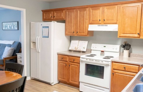 Auburn Apartamento | Cozy Camelia B - Quiet Stay in West Auburn