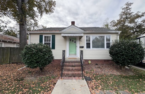 Midtown Cabaña | Cozy Camellia Cottage blocks from Downtown Augusta and Augusta National Golf