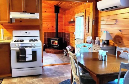 Washington Cabina | Cozy Camp in the woods surrounded by nature.!