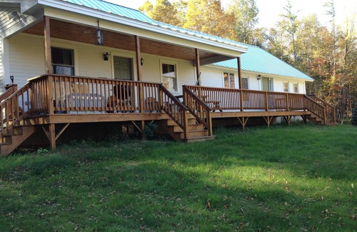 Kingfield Cabina | Cozy Camp Nestled In The Woods by the Carrabassett River, on 20 acres .