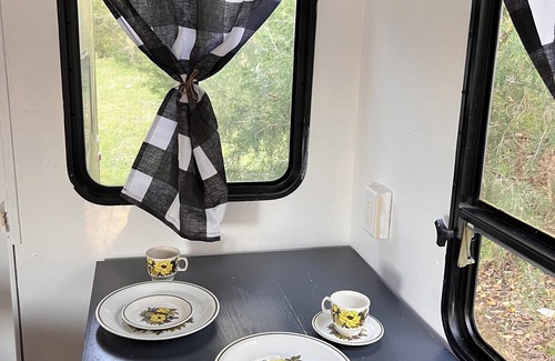 Clifton Casa | Cozy Camper in the Spartanburg Countryside with AC