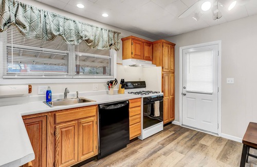Middletown Cabaña | Cozy Cape Cod only 15mins from Hershey Entertainment