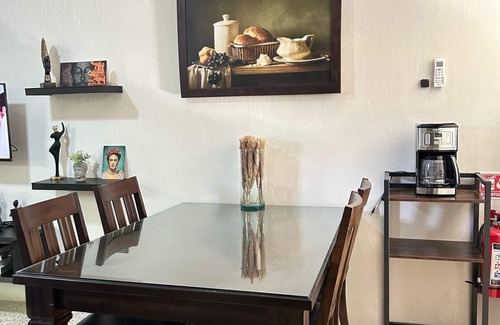 Tepic Casa | Cozy Casa Ceiba,Charming 2-bedroom house with WiFi, AC in brilliant Tepic