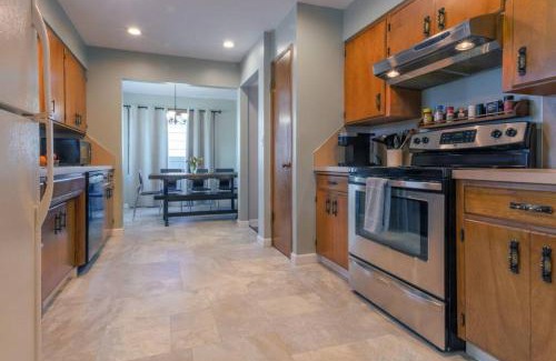 Garden District Casa | Cozy CDA Retreat 4BR Fire Pit Weekly Deals