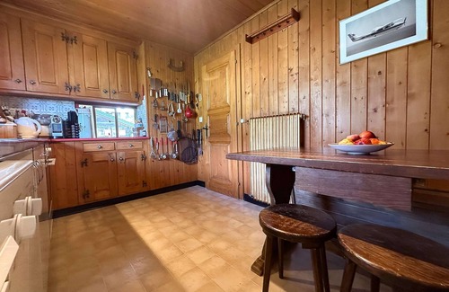 Liddes Casa | Cozy chalet, Alps view, fireplace & large terrace