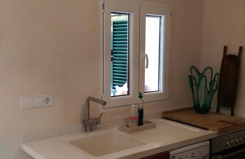 Cala Llombards Chalet De Esquí | Acogedor chalet directamente en el mar, zona tranquila, calle sin salida, vista al mar, max 4 pers.