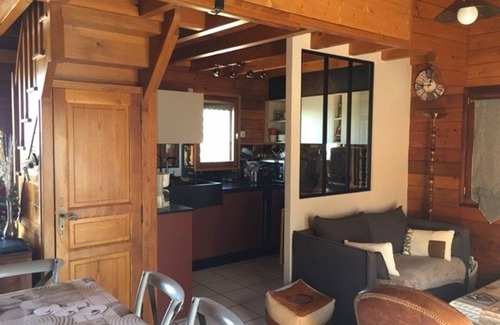 Arette Chalet De Esquí | Chalet individual para 6/8 personas con cocina equipada y estacionamiento gratuito