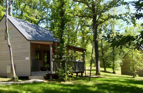 Biron Chalet De Esquí | Chalet íntimo en Biron con piscina compartida