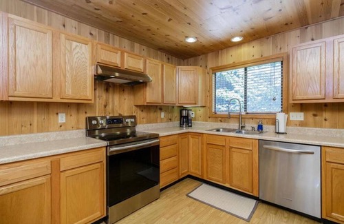 Wright City Chalet De Esquí | Cozy Chalet in the Woods http://www.innsbrook-resort.com/
