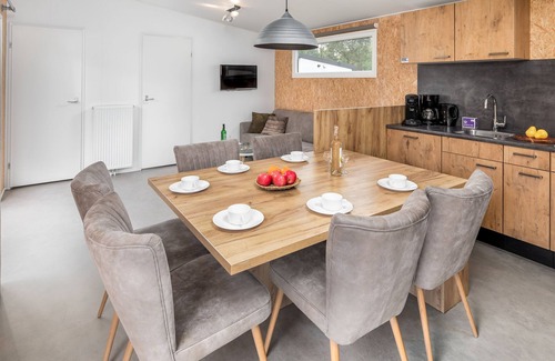 Borger Chalet De Esquí | Chalet moderno cerca de Hunebedcentrum