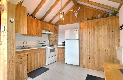 La Malbaie Chalet De Esquí | Cozy chalet with big lake