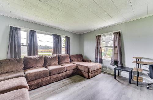 Charlotte Casa | Cozy Charlotte Home with Fire Pit about 6 Mi to Uptown!