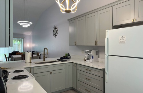 Lake Magdalene Casa | Cozy & Charming 3BR in Tampa