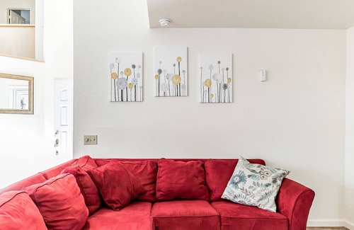 Merced Casa | Cozy&Cheerful 4BR Home with Pool | Close to Yosemite