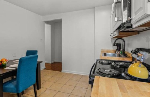 West Philadelphia Apartamento | Cozy&Chic 2nd Floor Front