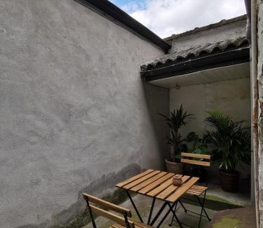 Elisabethbegijnhof Casa | Cozy city centre room with parkview