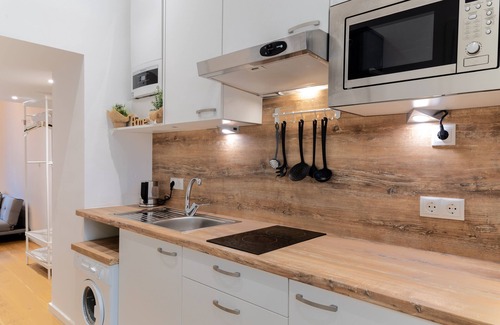 Neulerchenfeld Condominio | Cozy City Studio, big Private Garden, 8 min to city center