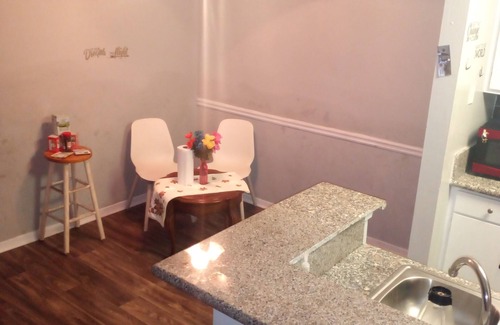 Peachtree Corners Casa | Cozy & Close to EVERYTHING! 2 bedroom 2 bath!