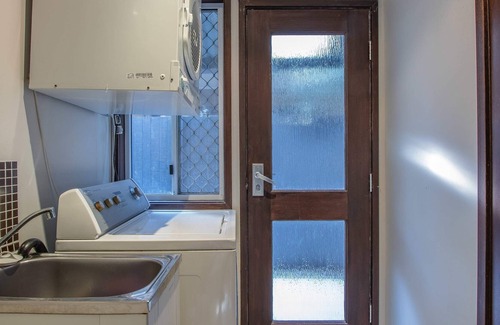 Hastings Point Casa | Spacious, Modern 3BR Townhouse in Great Location!