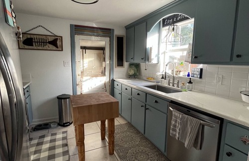 Apalachicola Cabaña | Cozy Coastal Cottage< 3miles From Historic Dwtn Apalachicola, A Sweet Retreat!
