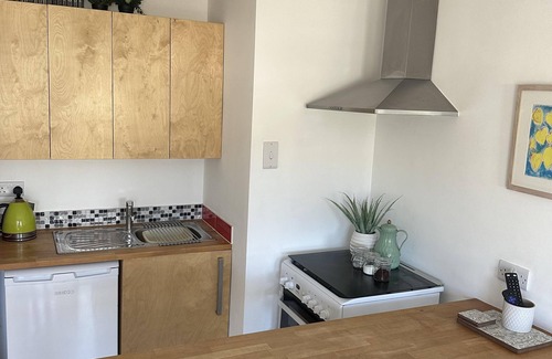 Saint Erth Praze Cabina | Cozy Coastal Lodge in Hayle
