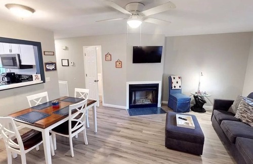 Port Royal Casa | Cozy, Coastal Retreat! Minutes from Parris Island!