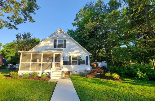 Annapolis Casa | Cozy Coastal Waterfront Retreat