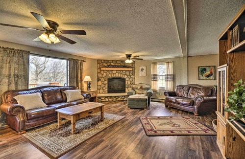Cody Cabaña | Cozy Cody House <10 Mi to Buffalo Bill Center!