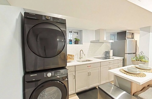 Williamsbridge Casa | Cozy comfortable 1b 1bath with AC and WiFi in the Bronx