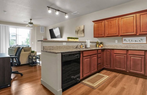 South Jordan Apartamento | Cozy Comfortable Stay with Swimming Pool!