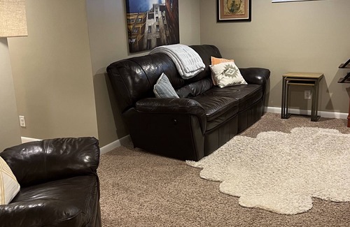 Canyon Rim Casa | Cozy, Comfortable, Newly furnished house with lots of activities close by!