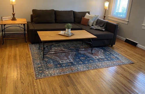 Easton Casa | Cozy, Comfy, and Convenient