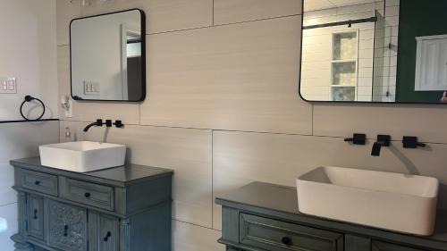 Roselle Casa | Cozy & Comfy Private Room with gym equipment #M