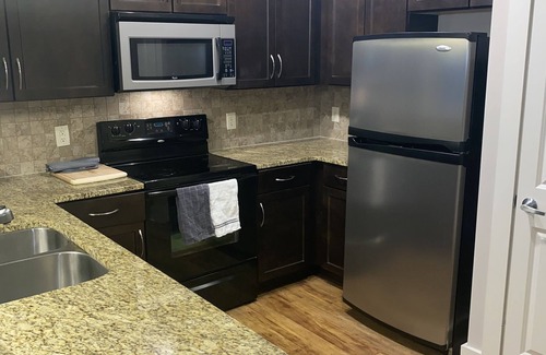 Piedmont Heights Apartamento | COZY CONDO! 10 MIN 4RM DWNTWN & WIFI!