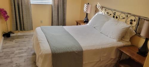 Tropic Casa | Cozy Condo For Rent In Melbourne Florida